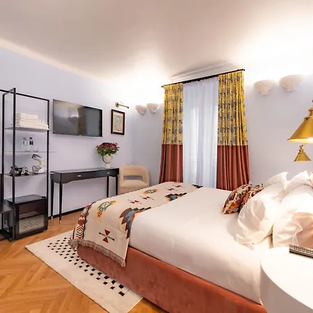 Vendégház V-collection Solferino Milánó