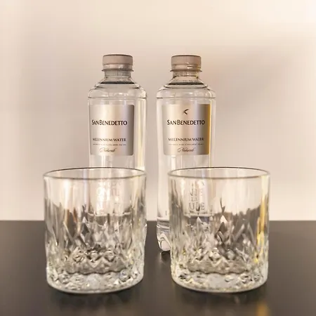 V-collection Solferino Milánó