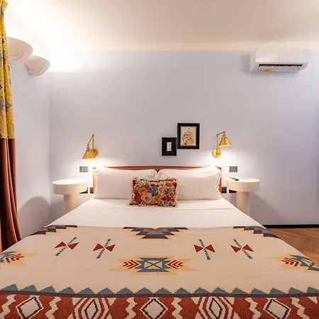 V-collection Solferino Vendégház Milánó