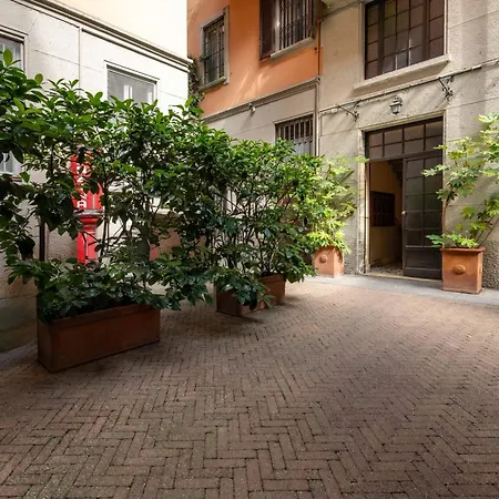 V-collection Solferino Vendégház 3*