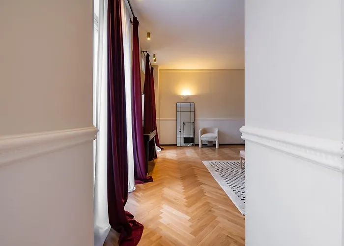 V-collection Solferino Гостевой дом 3*
