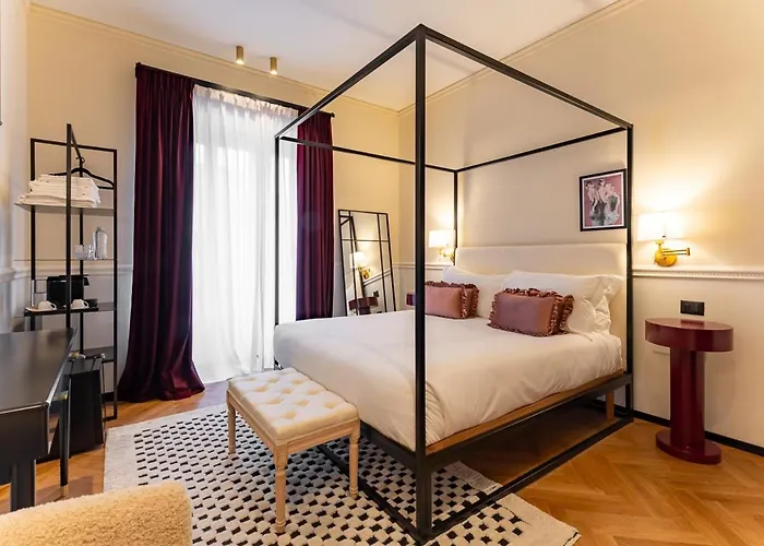 V-collection Solferino Гостевой дом 3*